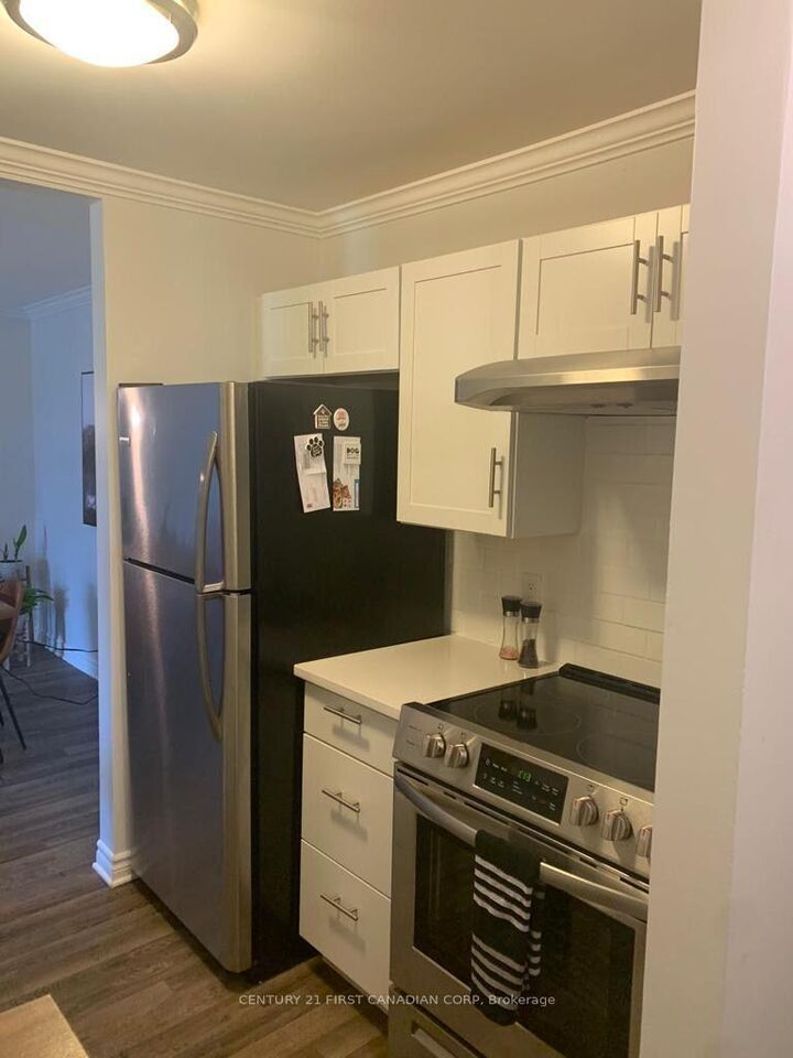 Property Photo:  140 Conway Drive 46  ON N6E 3N2 