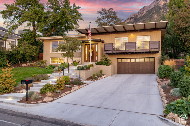 Property Photo: 4565 S Fortuna Way UT 84124