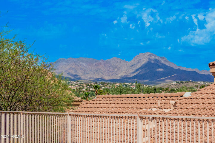 Property Photo: 13815 N Woodside Drive AZ 85268