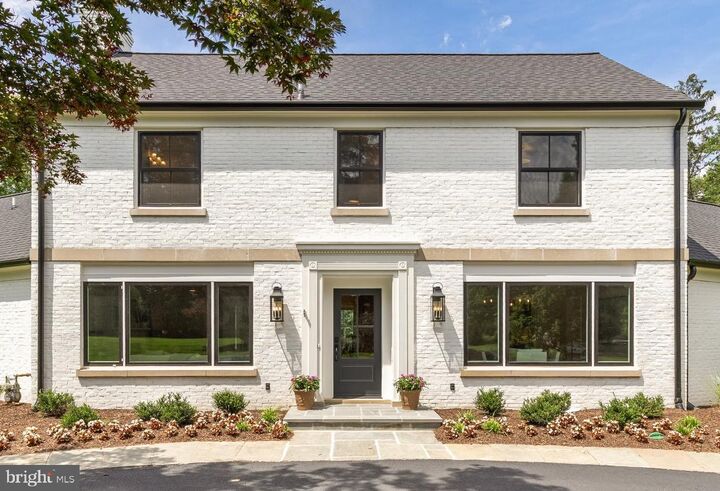 Property Photo: 10700 Alloway Drive MD 20854