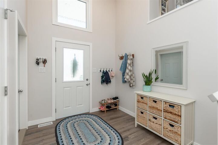 Property Photo:  17 Rockridge Crescent  MB R0A 0C1 