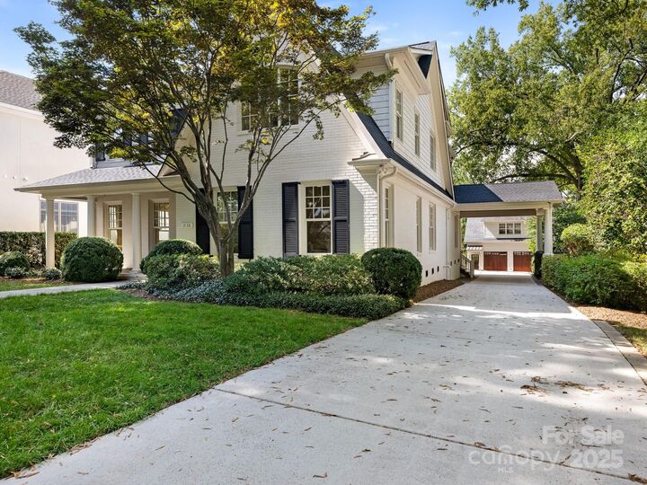 Property Photo:  1538 Providence Drive  NC 28211 