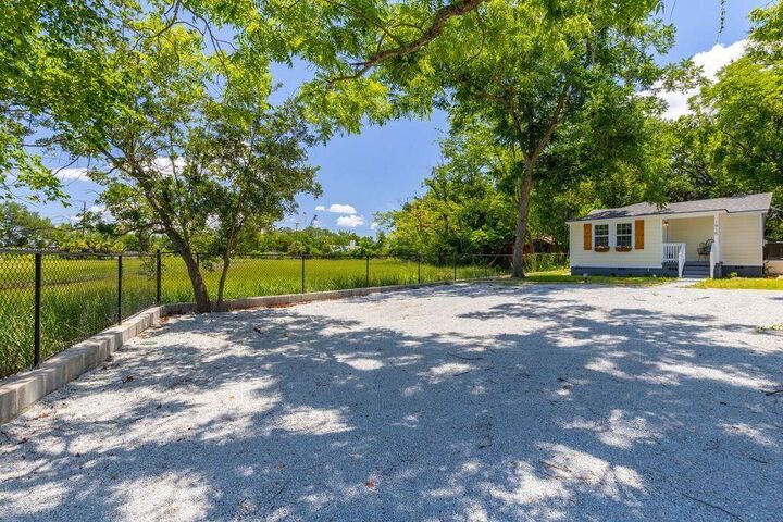 Property Photo:  1915 Quitman Street  SC 29405 