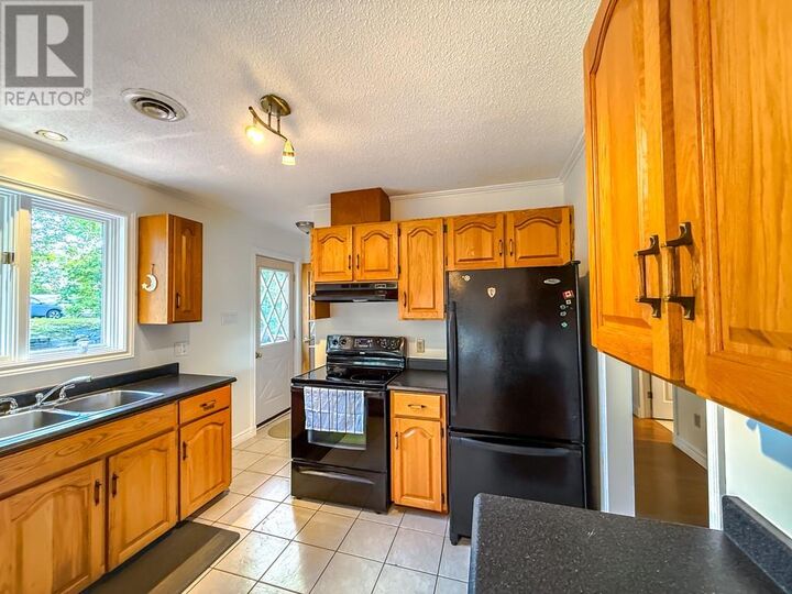 Property Photo:  122 Duff Crescent  NL A1L 2A7 