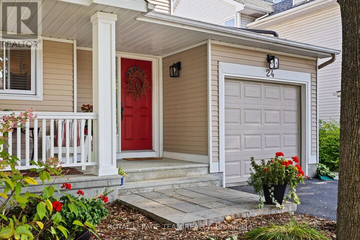 Property Photo:  24 Hyannis Avenue  ON K2J 2W8 