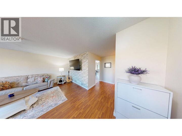 Property Photo:  8019 89 Avenue  BC V1J 6V6 