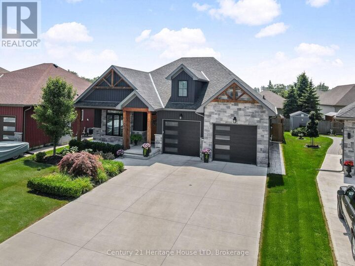 Photo de la propriété:  281 Regatta Drive  ON L3B 6E7 