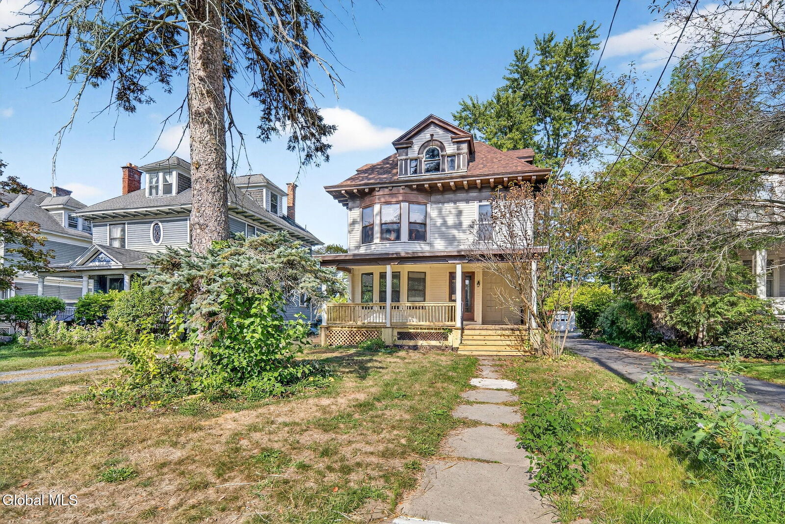 Property Photo:  50 Manning Boulevard  NY 12203 