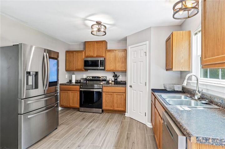 Property Photo:  5706 Forest Place  GA 30102 