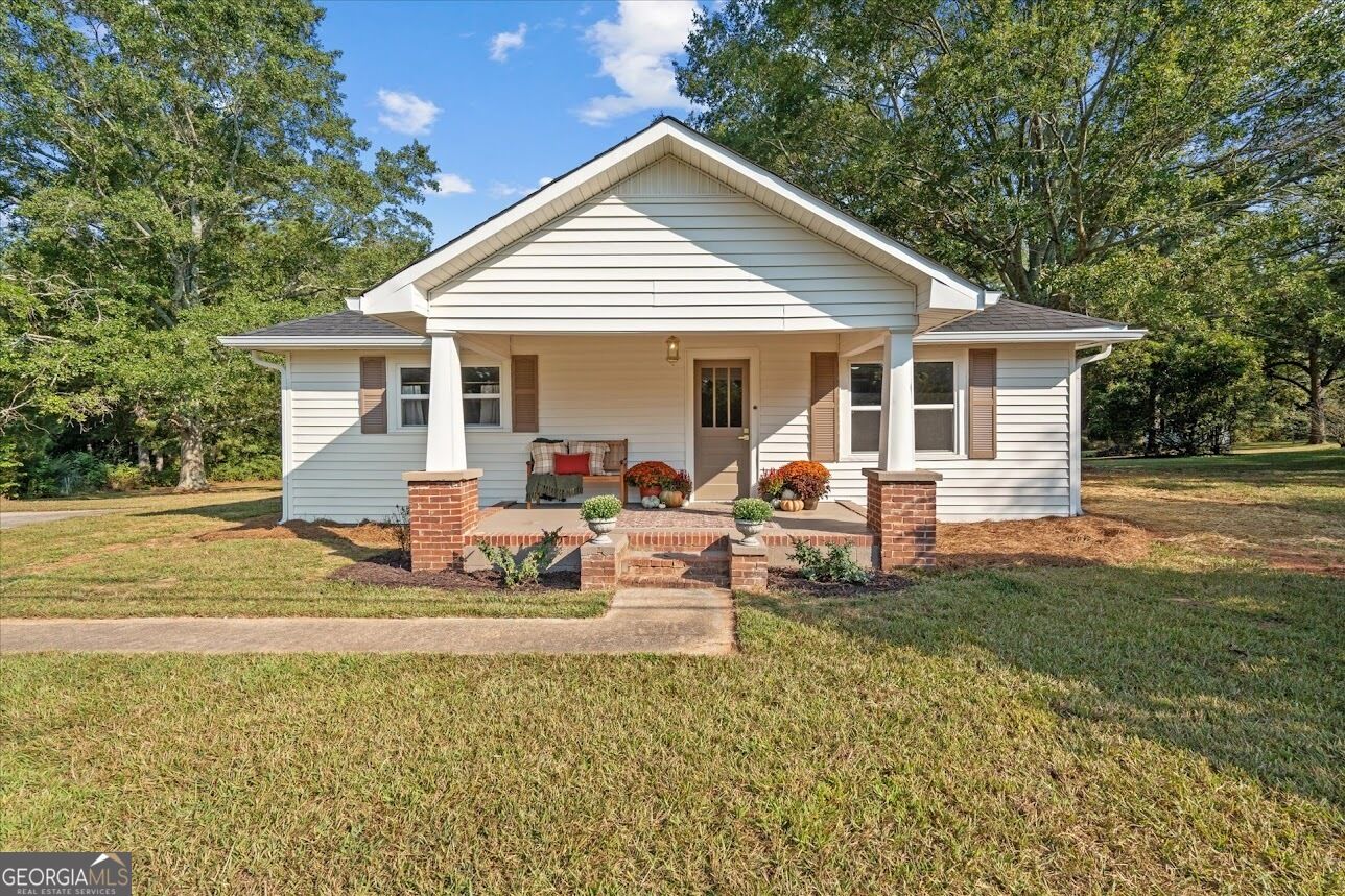 Property Photo: 5425 W 166 Hwy GA 30108