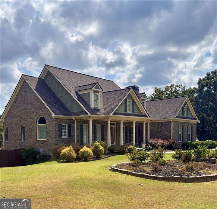 Property Photo: 3633 Ivy Ridge Court GA 30519