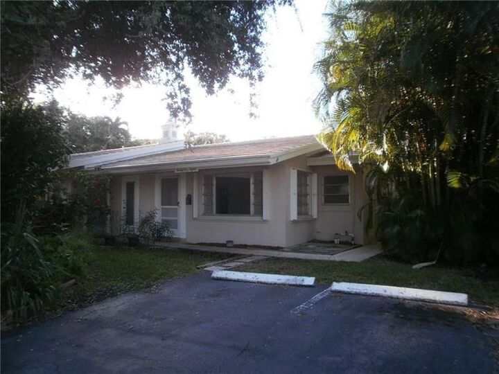 Property Photo:  2180 NE 44th St 2  FL 33064 
