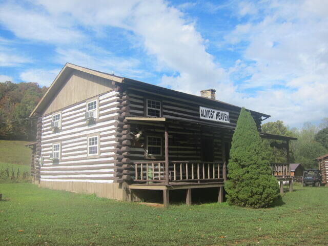 Property Photo:  306 Falls View Lane  WV 25951 