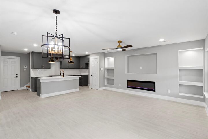 Property Photo: 6723 Cohn Street TX 77091