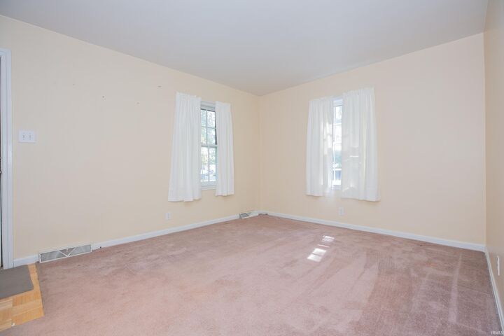 Property Photo:  1913 Southeast Boulevard  IN 47714 