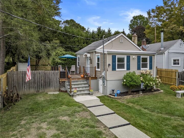 18 Larch Drive  Mahopac NY 10541 photo