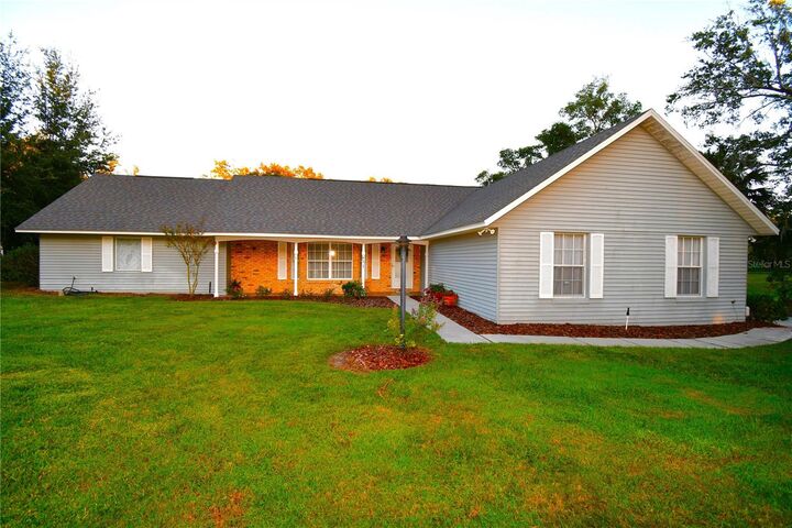 Property Photo: 611 Old Eustis Road FL 32757