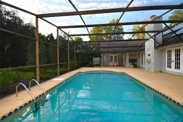 Property Photo:  611 Old Eustis Road  FL 32757 