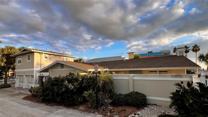 Property Photo:  2308 Beach Trail  FL 33785