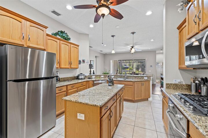 Property Photo:  3041 Stonegate Falls Drive  FL 34638 