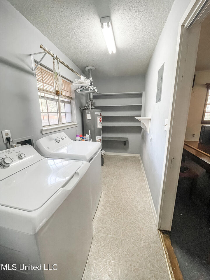 Property Photo:  7400 Kentwood Drive  MS 39532