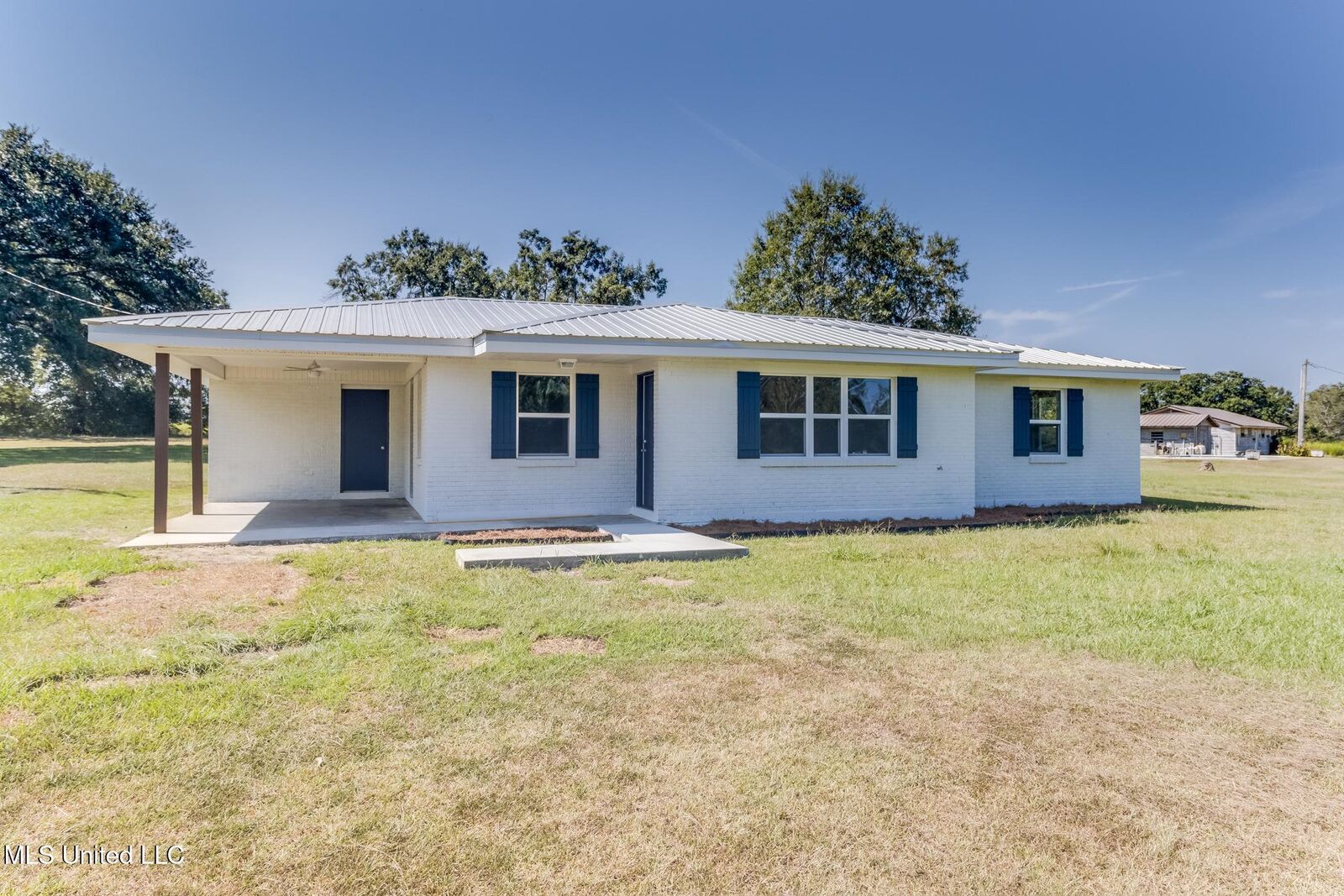 Property Photo:  24675 Standard Dedeaux Road  MS 39556 