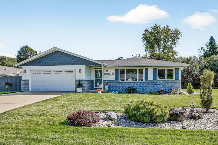 286 Hazel Ln  Hartland WI 53029 photo