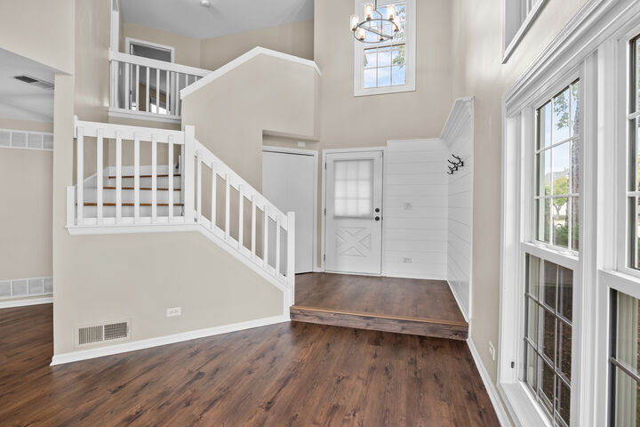 Property Photo:  4827 Turnberry Drive  IL 60010 