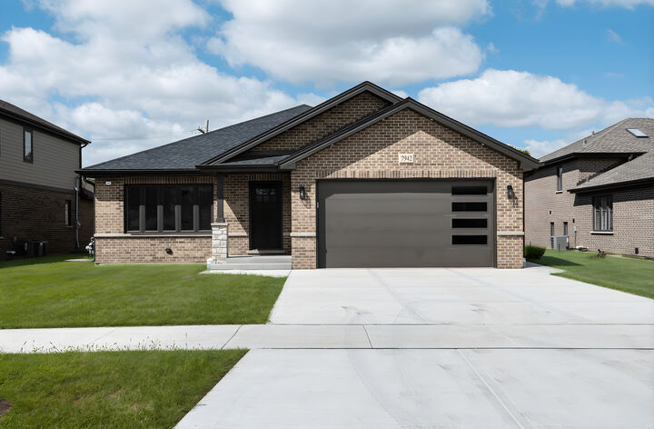 Property Photo:  7942 W 74 Street  IL 60455 