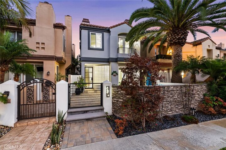 620 22nd  Huntington Beach CA 92648 photo