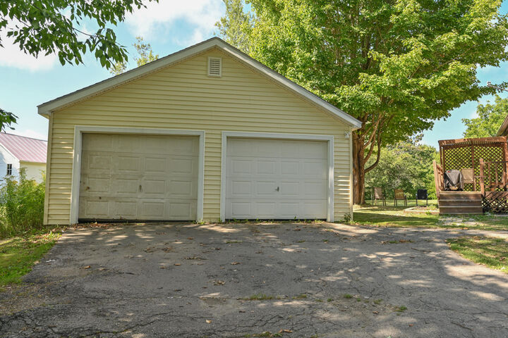 Property Photo:  420 Main Road S  ME 04444 