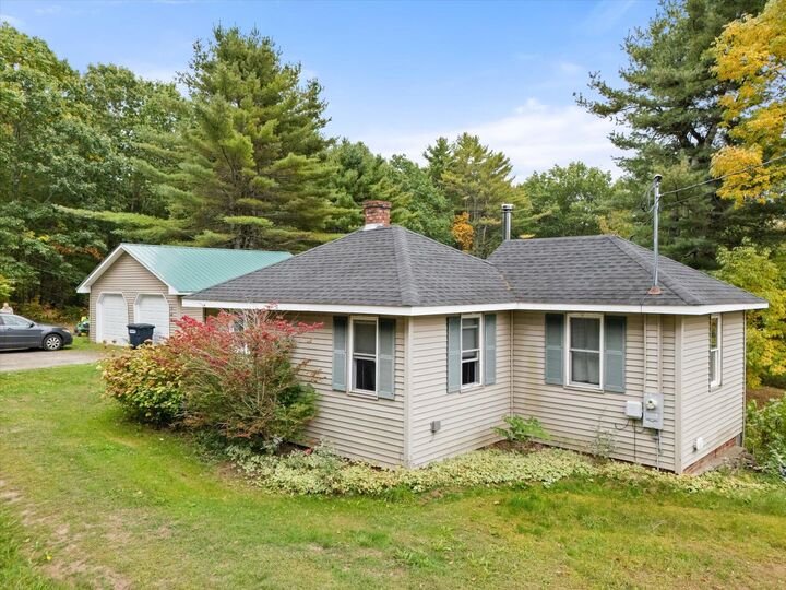 Property Photo:  1086 Main Road  ME 04419 