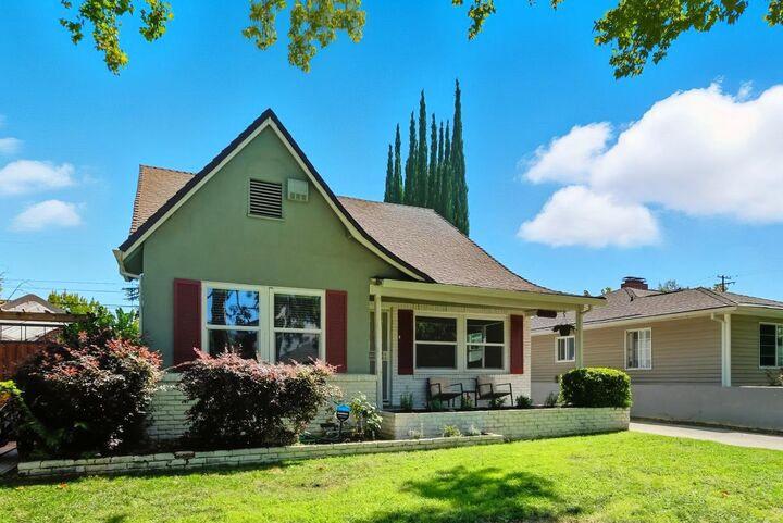 Property Photo:  1423 54th Street  CA 95819 