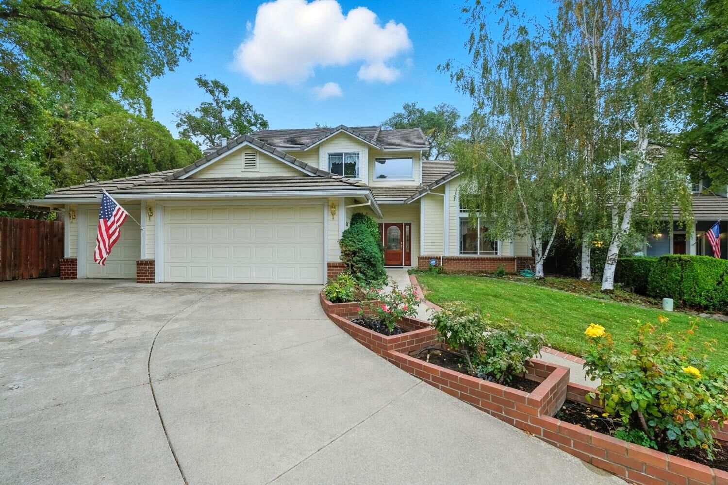Property Photo: 5538 Delrose Court CA 95608