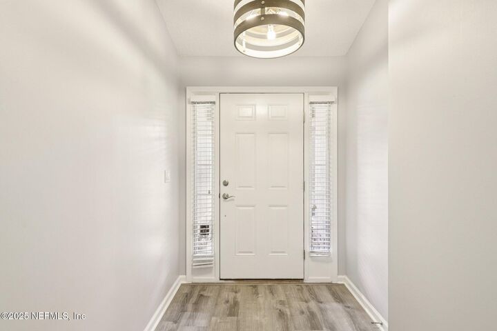 Property Photo: 86013 Bellagio Court FL 32097