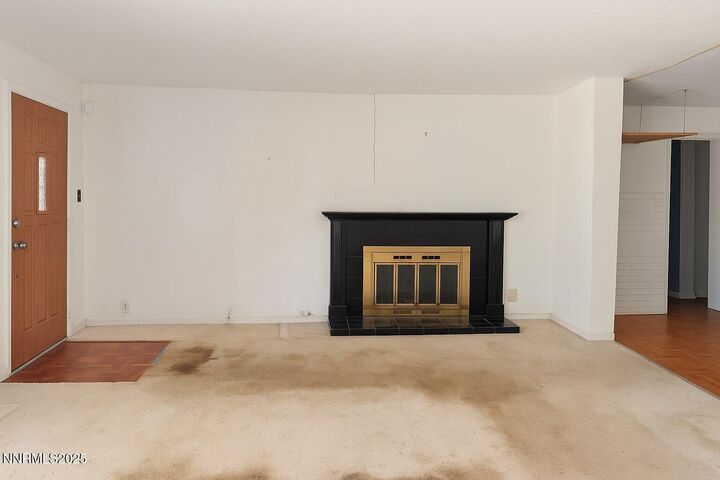 Property Photo:  302 Griffin Court  NV 89449 