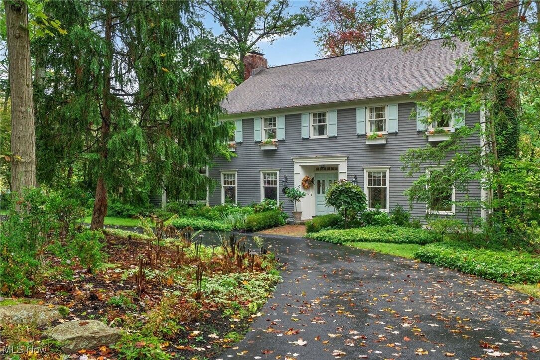 Property Photo:  95 Willow Wood Lane  OH 44022 