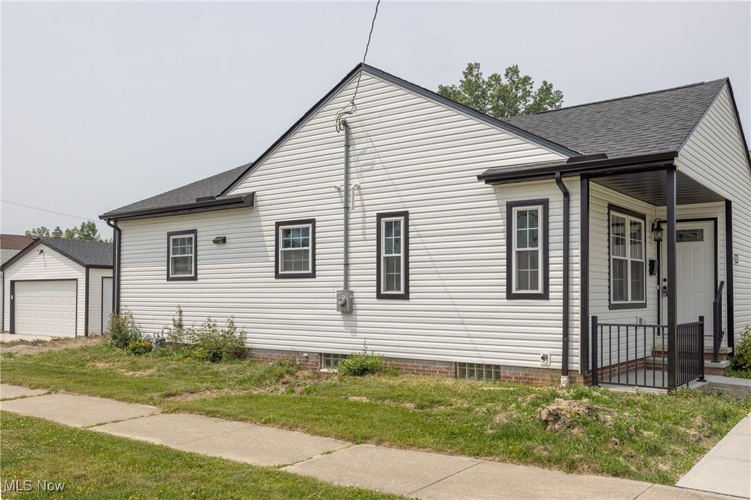Property Photo: 1836 E 294th Street OH 44092