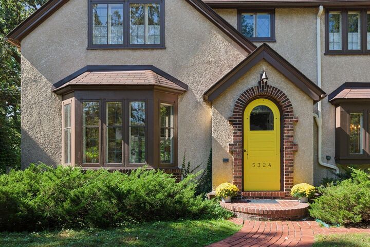 Property Photo:  5324 Russell Avenue S  MN 55410 