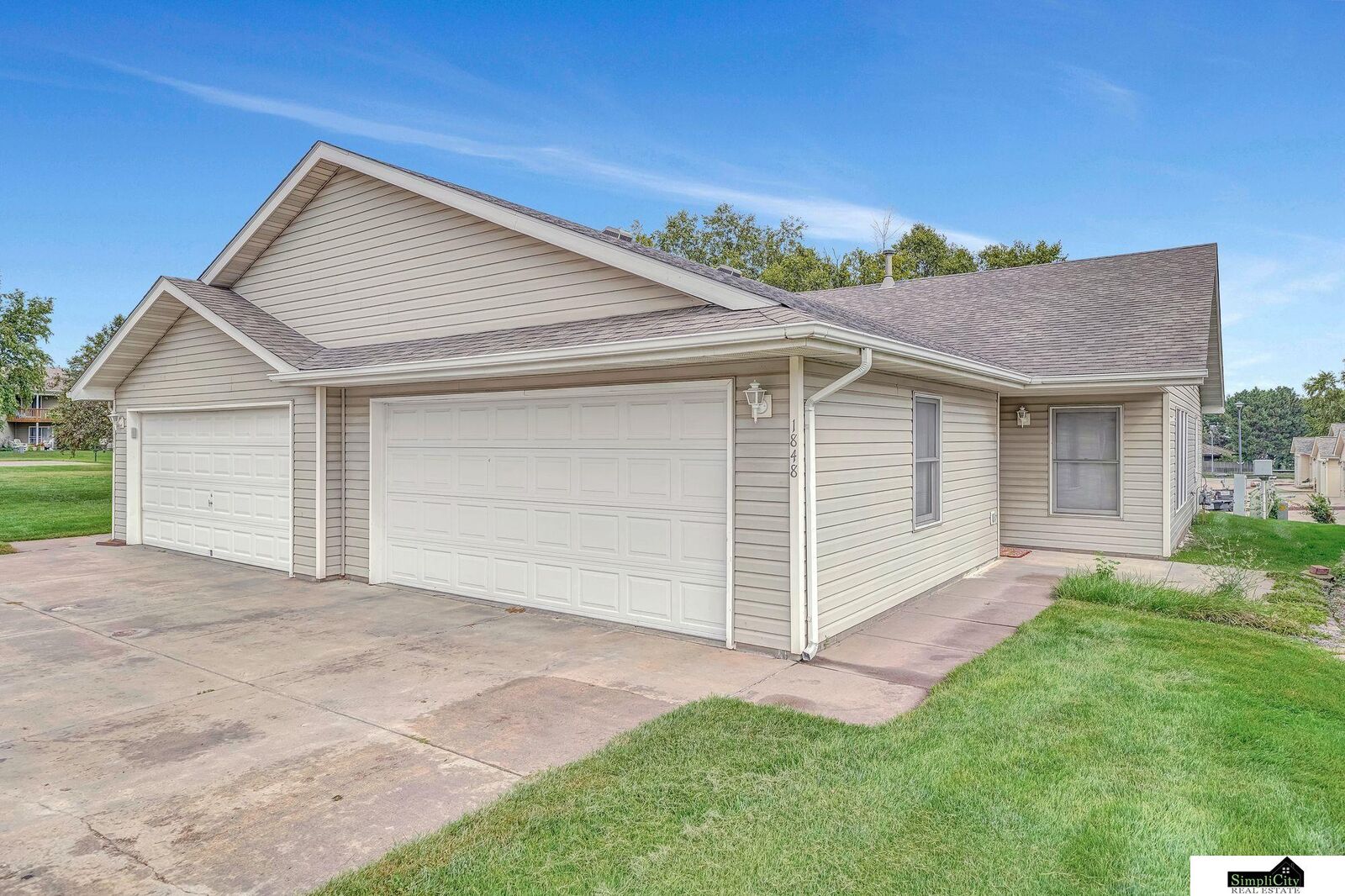 Property Photo:  1848 W S Street  NE 68528 