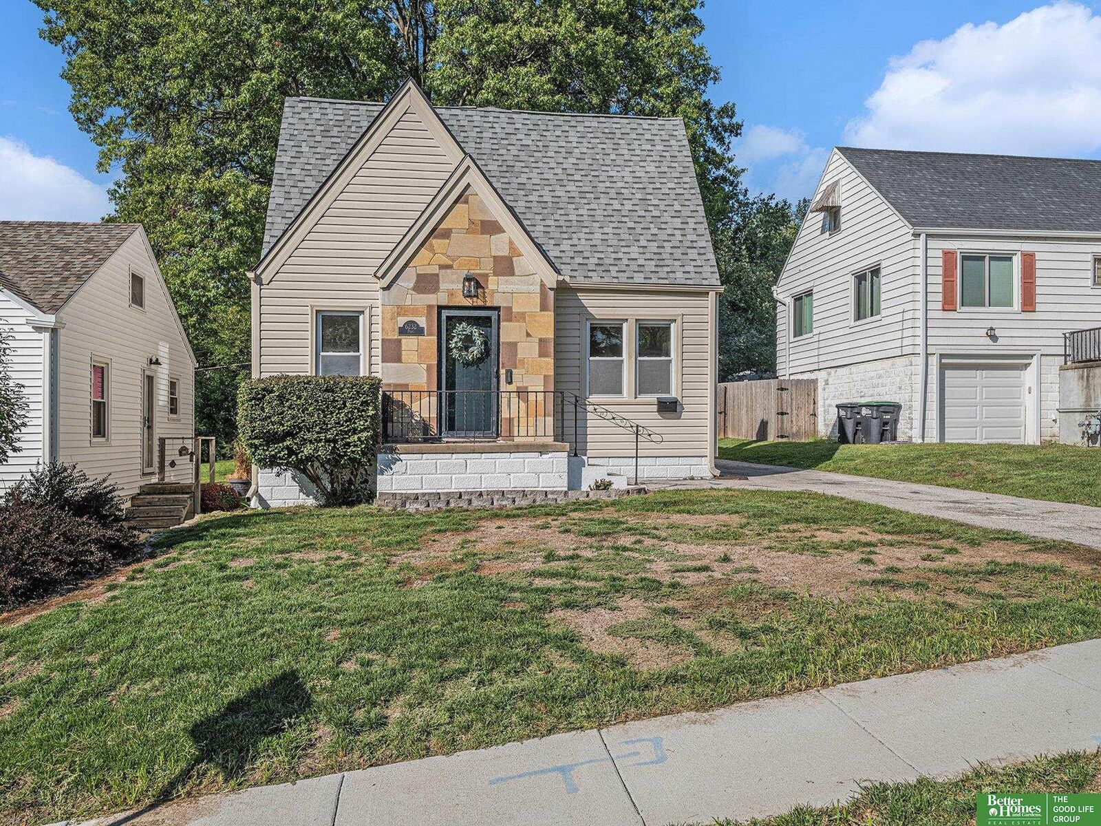 Property Photo:  6232 Pierce Street  NE 68106 