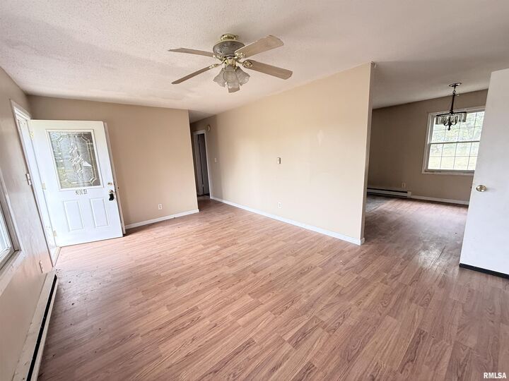 Property Photo:  304 N Reed Station Road  IL 62924 