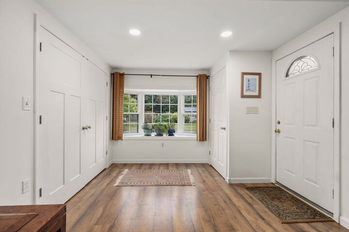 Property Photo:  4 Loring Avenue  MA 01754 