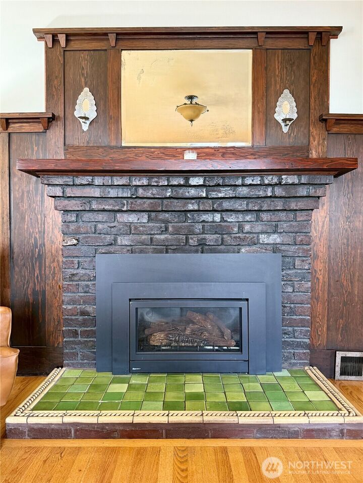 Property Photo: 1743 S Angeline WA 98108