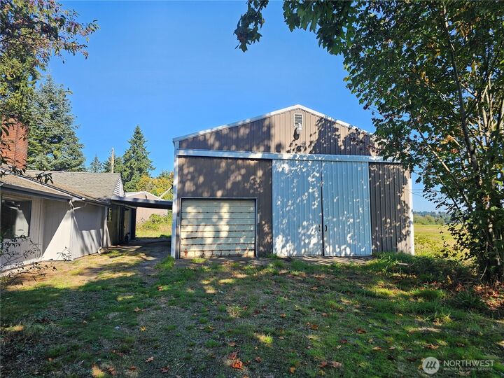 Property Photo:  111 113 S Fourth Street  WA 98583 