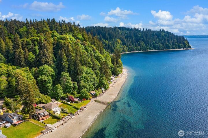 Property Photo:  14010 SW Bates Rd.  WA 98070 