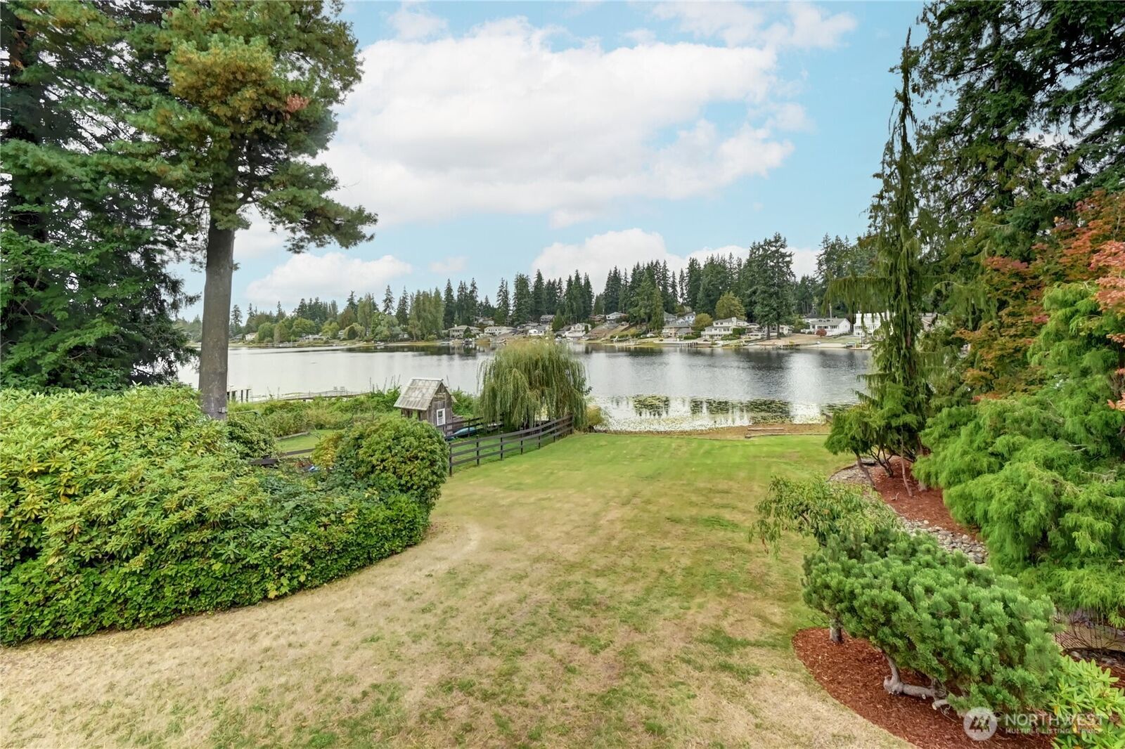 Property Photo:  3707  Shelby Road  WA 98087 