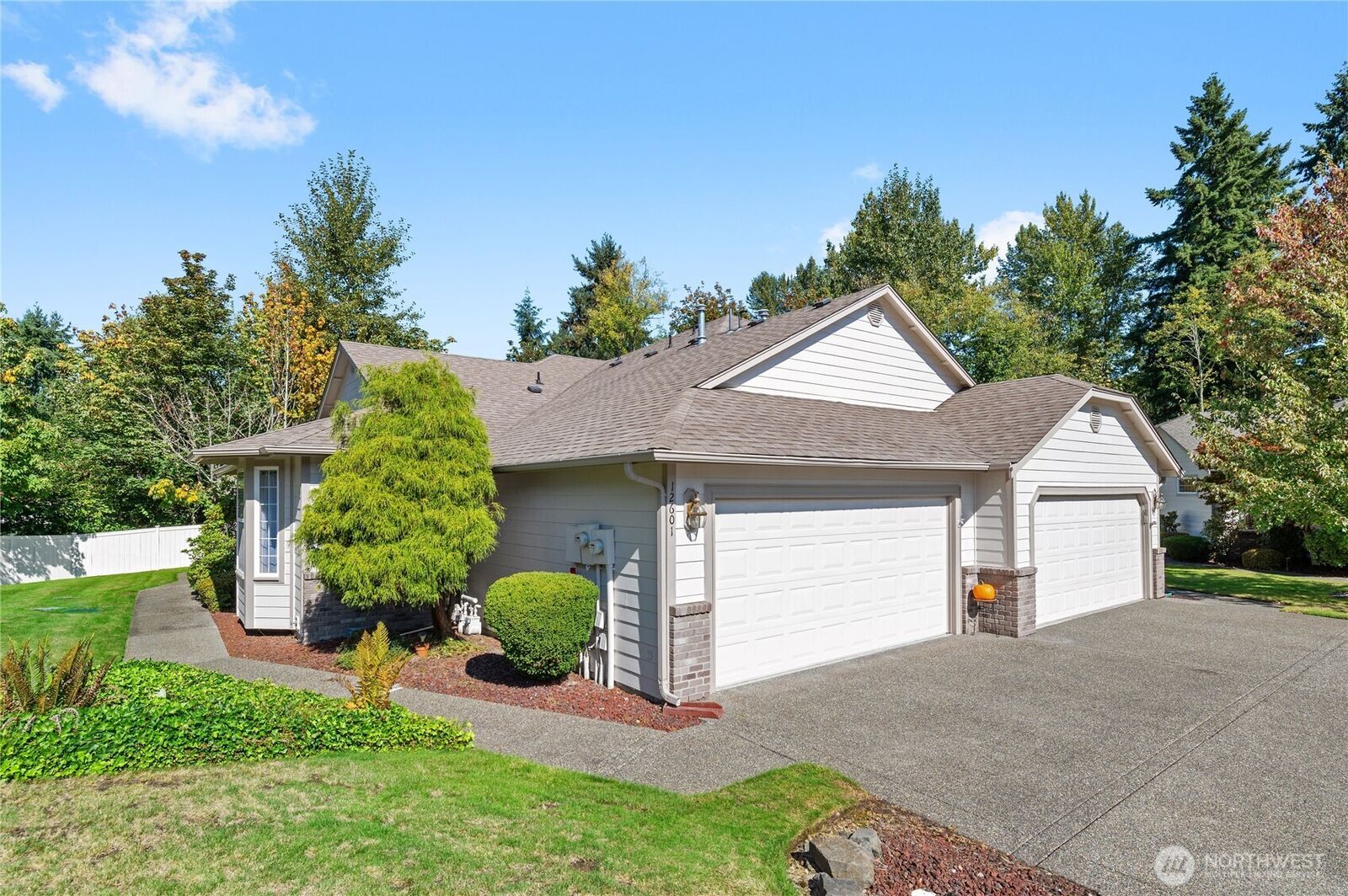 Property Photo:  12601  132nd Avenue Ct E  WA 98374 