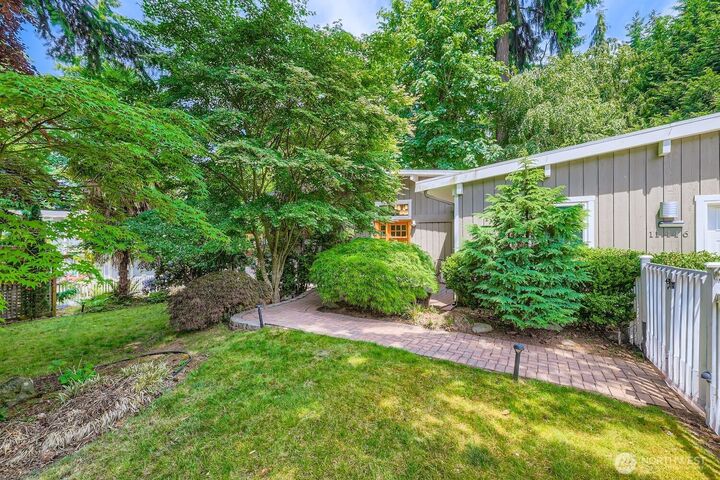 11446  Ohde Avenue  Kirkland WA 98033 photo