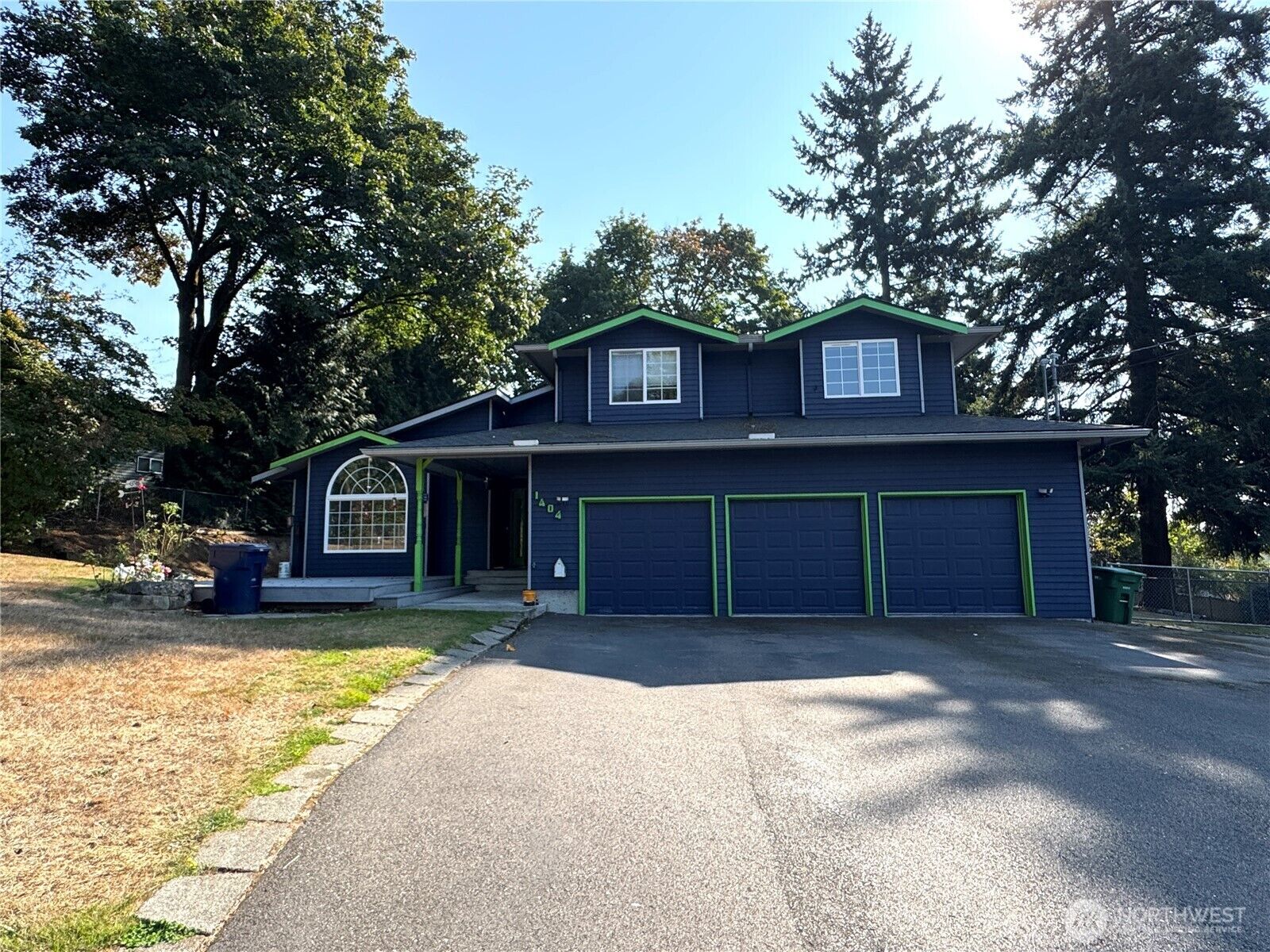 Property Photo:  1404  128th Street SW  WA 98204 